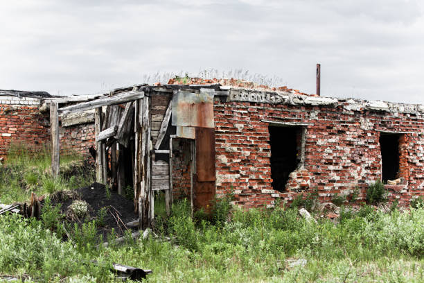 istock Destroyed wartime brick house in the arctic tundra 1211349558