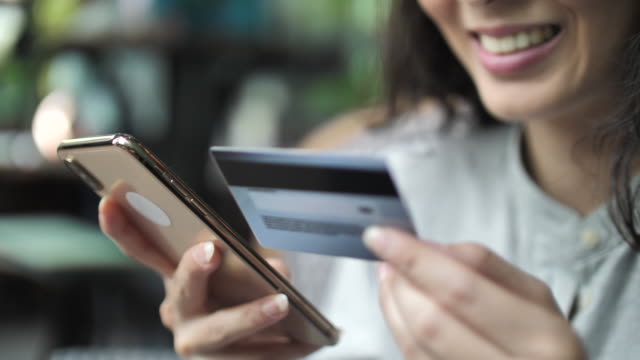 Using Credit card online, Online shopping