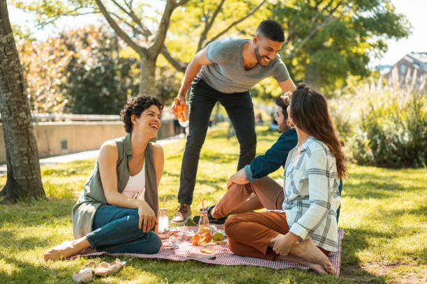 istock Enjoying picnic on sunday 1211381287