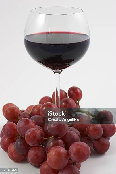 Kieliszek Wina - zdjęcia stockowe i więcej obrazów Czerwone wino - Czerwone wino, Czerwony, Fotografika