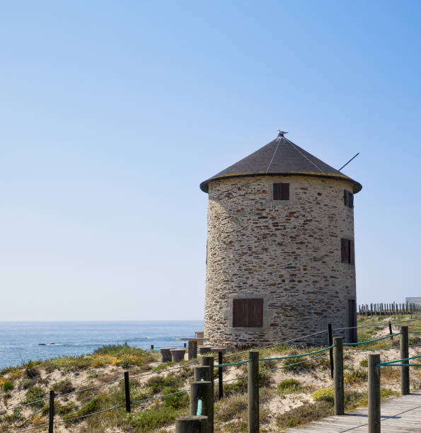 Old windmill at sunset, Rogil