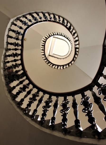 istock Staircase in an old house in Vienna 1211431255