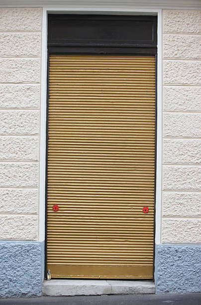 golden drzwi - ml08ljub zdjęcia i obrazy z banku zdjęć