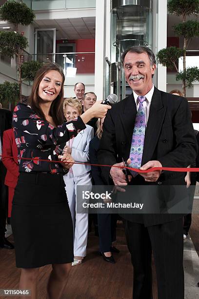 Foto de Celebração De Inauguração e mais fotos de stock de Abrindo - Abrindo, Cerimônia, Colega de trabalho