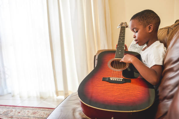 istock My dad plays me the guitar every night 1211508013
