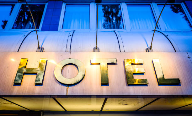 istock old hotel sign 1211550591