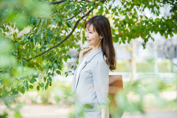 istock Business woman commuting 1211569585