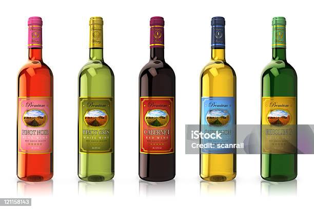 Conjunto De Botellas De Vino Foto de stock y más banco de imágenes de Etiqueta - Etiqueta, Vino, Botella