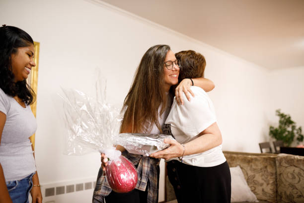 istock Welcoming people home to celebrate Easter 1211606223