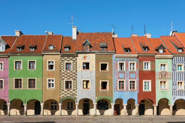 istock Old market square, Poznan 1211621310