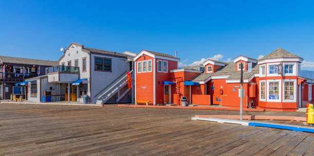 istock Santa Barbara shoreline and Stearns Wharf, CA 1211644397