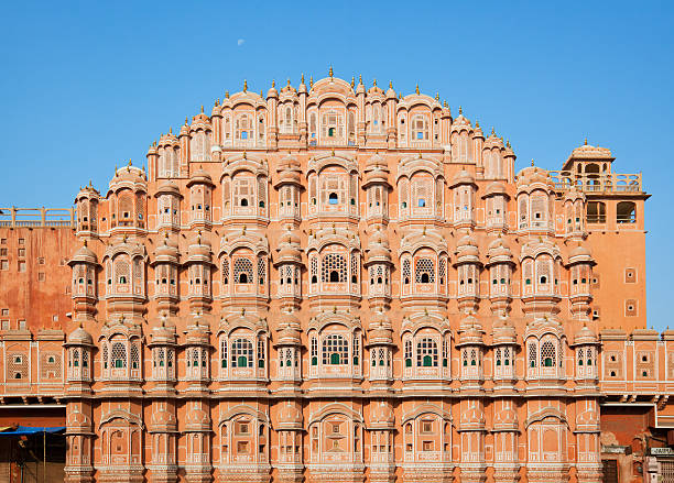 istock Hawa Mahal with Moon 121169444