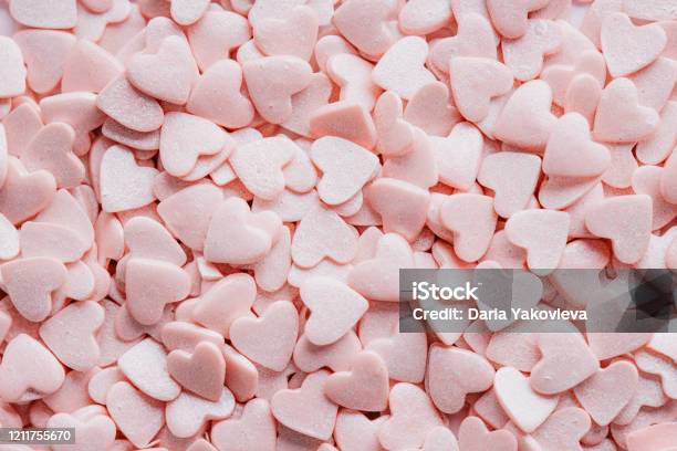 White and pink heart-shaped marshmallows on a saucer on a pink background.  Top view 13731083 Stock Photo at Vecteezy