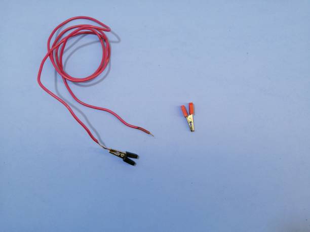istock A pair of crocodile probes with copper wire 1211763414