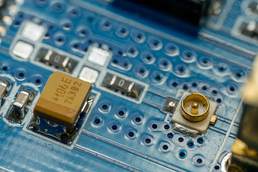 Radio frequency antenna connection on a blue printed circuit board (PCB)