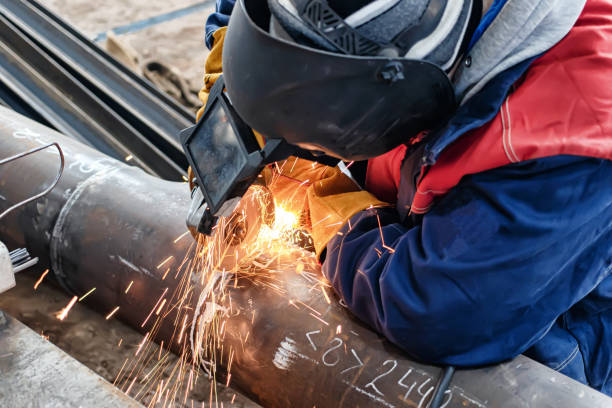 istock Mechanical cleaning of the weld seam 1211805845