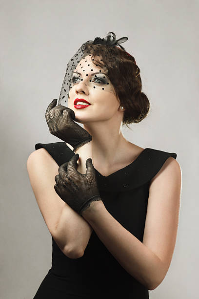 istock Beautiful woman retro portrait 121182237