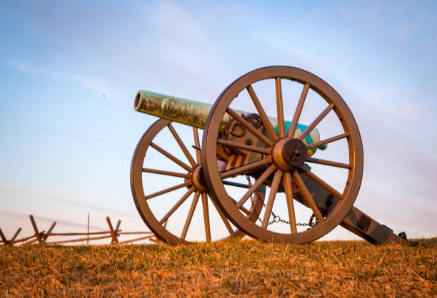 istock cannon at sunrise in Gettysburg 1211874676