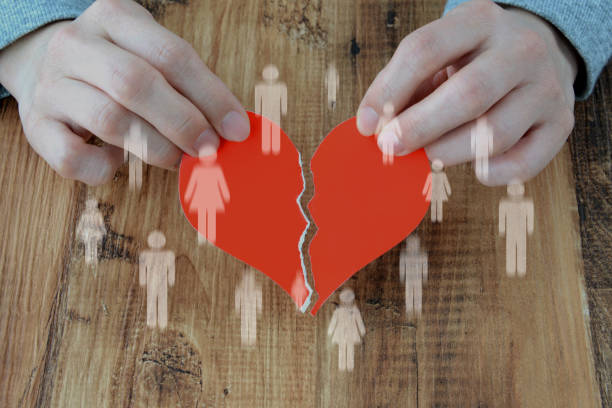 人間関係の問題による失恋 - パニック障害 日本人 ストックフォトと画像