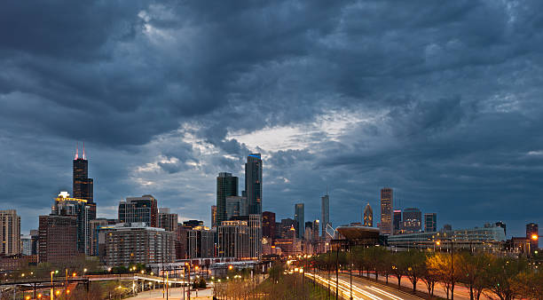 istock Skyline of Chicago on a cloudy night 121191856