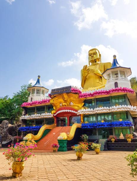 istock Dambulla Golden Temple, Sri Lanka 1211997586