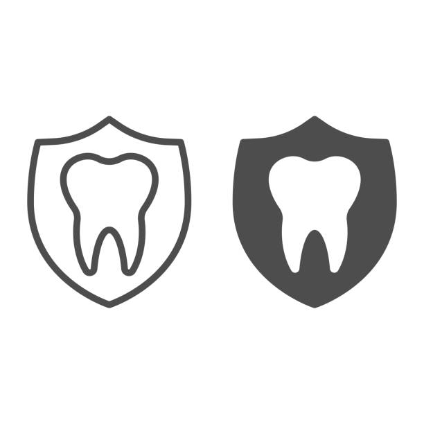 デンタルエンブレムラインとソリッドアイコン。保護、健康な歯のシンボルとシールド、白い背景にアウトラインスタイルのピクトグラム。モバイルコンセプトとウェブデザインのための歯� - toothpaste点のイラスト素材／クリップアート素材／マンガ素材／アイコン素材