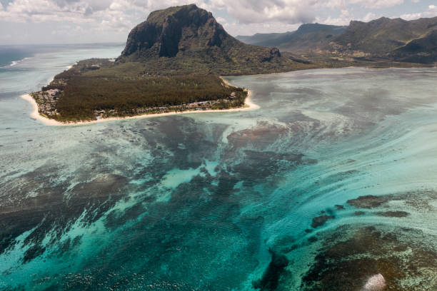 istock View of Le Morne, Mauritius 1212013264
