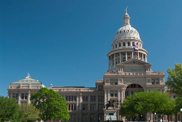 istock Capitol of Austin 121205671