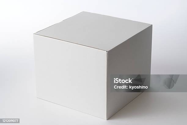 Fechado Isolado Filmagem De Cubo Caixa Em Branco Sobre Fundo Branco - Fotografias de stock e mais imagens de Caixa