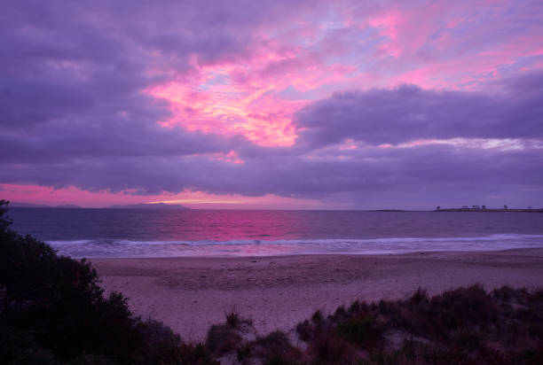 istock East Coast Tasmanian Sunrise over the ocean 1212113404