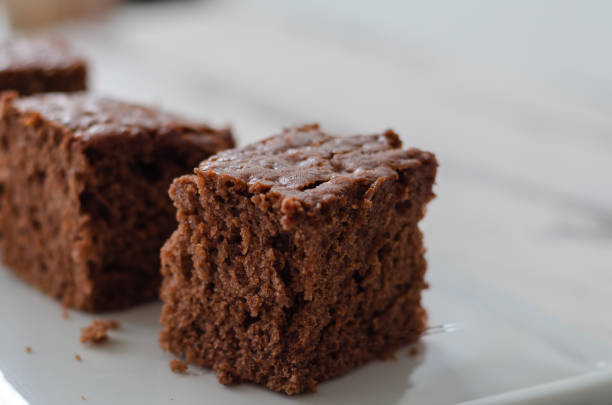 istock Slices of chocolate cake 1212176581