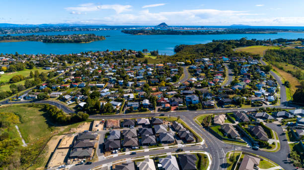 tauranga vue aérienne - tauranga photos et images de collection