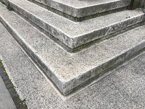 old stair step smetri floor