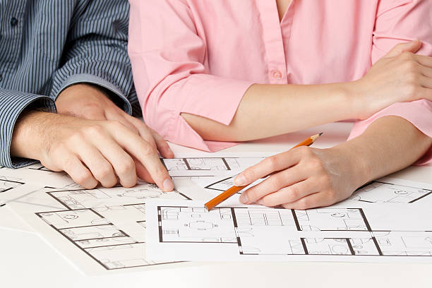 istock Family house planning 121238031
