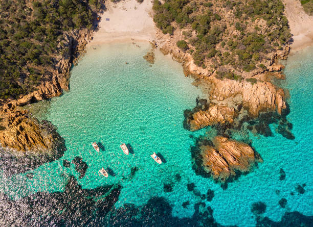 The archpleago of the Magdalene from above Photo taken with the drone of the Maddalena archipelago in September 2019 sardinia stock pictures, royalty-free photos & images
