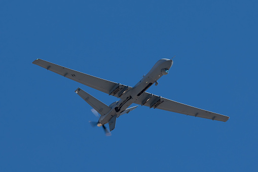 Vista cercana de un sedurantees MQ-9 (UAV militar) photo