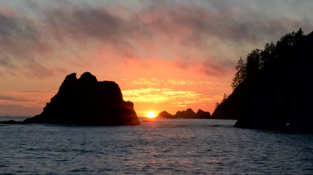 istock sea stacks at rialto beach during sunset in olympic np 1212455477