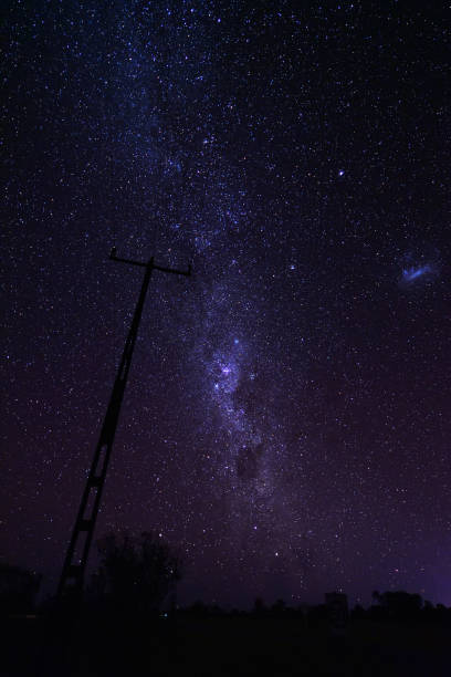 southern cross - uluru alice springs australia australian culture imagens e fotografias de stock