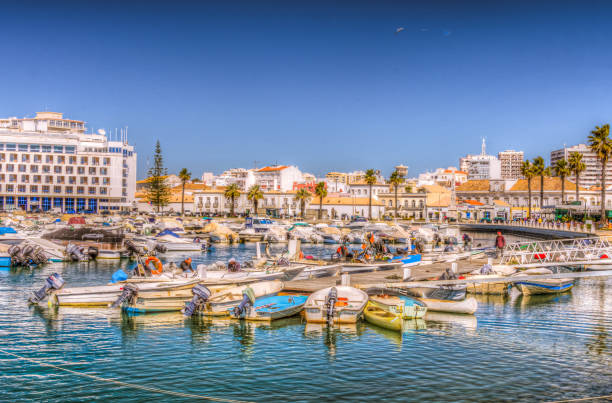 farol da marina - faro - fotografias e filmes do acervo