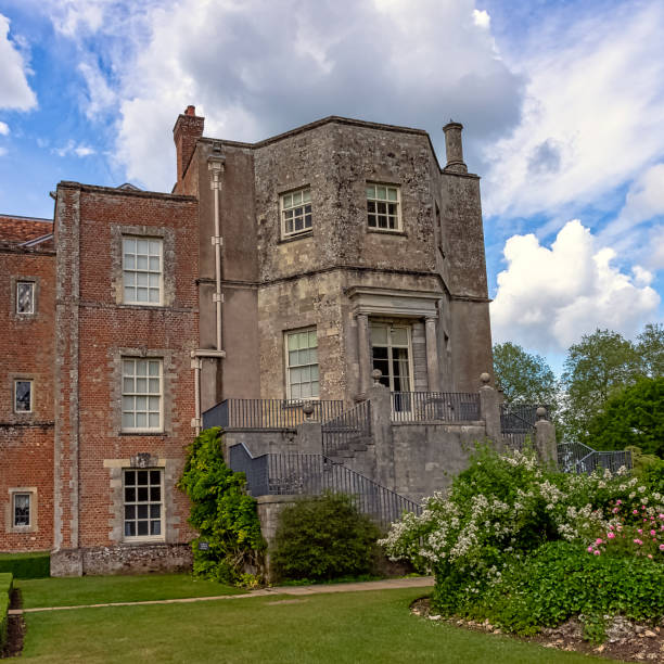 Historical priory and country estate in Mottisfont, Hampshire, United Kingdom Mottisfont, Hampshire, United Kingdom - June 9, 2019: Historical priory and country estate mottisfont stock pictures, royalty-free photos & images