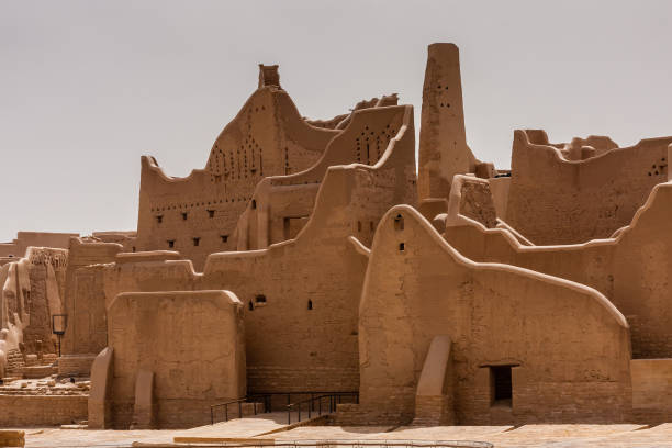 palais salwa à at-turaif site du patrimoine mondial de l’unesco, diriyah, arabie saoudite - saudi arabia riyadh arabia tower photos et images de collection