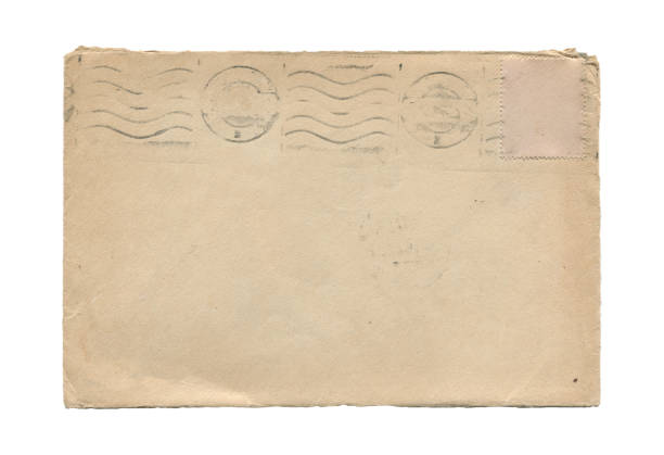 古い古い古い紙の封筒は白に隔離 - old isolated on white old fashioned book ストックフォトと画像