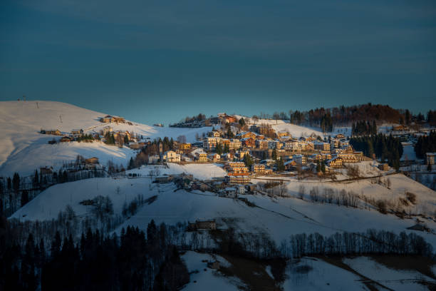 istock montagtna village after snowfall 1212620497
