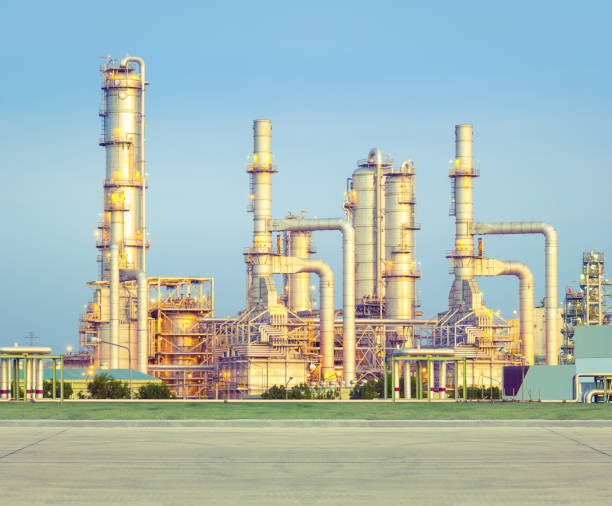 istock Oil refinery factory 1212636154
