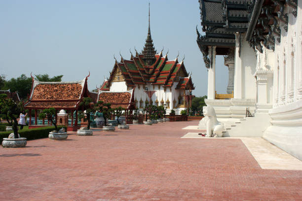 sanphet prasat palace, ville antique, bangkok, thaïlande - sanphet palace photos et images de collection