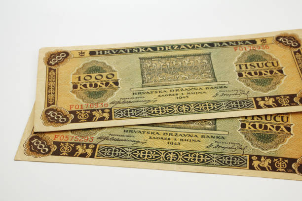 istock Croatian thousand kuna banknote, old collector's bill from the Second World War 1212812238