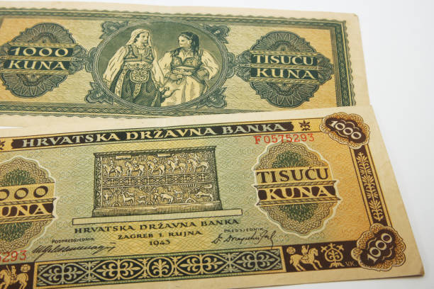 istock Croatian thousand kuna banknote, old collector's bill from the Second World War 1212812369
