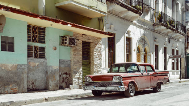istock Classic old car in Havana 1212831587