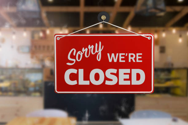 Closed sign Red and White closed sign. (Sorry we are closed) closed sign stock pictures, royalty-free photos & images