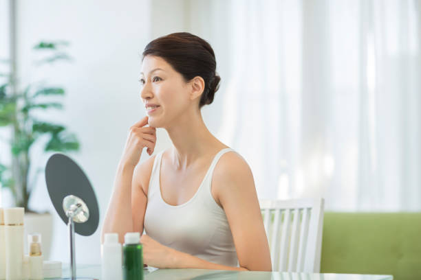 istock Middle woman and beauty 1212878325